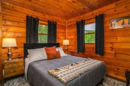 Denton Go - Cabin 3 - Image 4