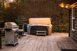 Runway Retreat - Image 2